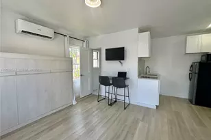 415 75th St, Miami Beach, FL 33141 - Photo 5