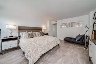 1201 S Ocean Dr, Hollywood, FL 33019 - Photo 17
