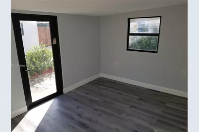 1756 NW 94th St #Front, Miami, FL 33147 - Photo 5