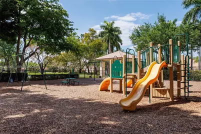 280 Landings Blvd #280, Weston, FL 33327 - Photo 43