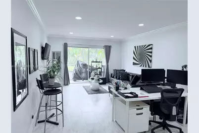 1100 Hillcrest Court #111, Hollywood, FL 33021 - Photo 9
