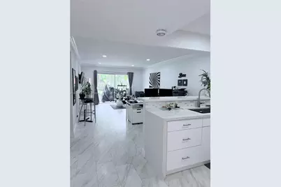 1100 Hillcrest Court #111, Hollywood, FL 33021 - Photo 3