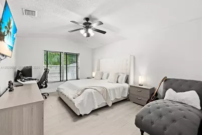 19187 NW 13th Ct, Pembroke Pines, FL 33029 - Photo 19