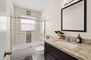 19187 NW 13th Ct, Pembroke Pines, FL 33029 - Photo 17