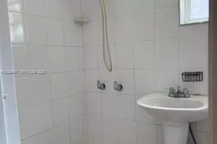 90 Flagami Blvd, Miami, FL 33144 - Photo 11