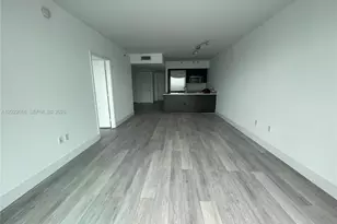 55 SE 6th St, Miami, FL 33131 - Photo 15