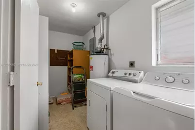 5830 SW 89th Ct, Miami, FL 33173 - Photo 15