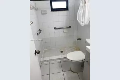 1530 SW 2nd Street #101, Miami, FL 33125 - Photo 5