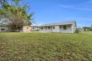 18634 Goodman Cir, Port Charlotte, FL 33948 - Photo 31