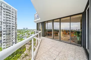 3610 Yacht Club Dr, Aventura, FL 33180 - Photo 17