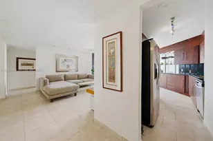 3610 Yacht Club Dr, Aventura, FL 33180 - Photo 9
