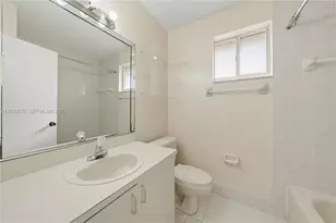 8185 NW 8th St, Miami, FL 33126 - Photo 19