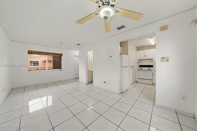 8185 NW 8th St #F5, Miami, FL 33126 - Photo 7