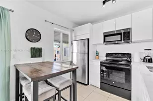 1021 NW 23rd Ave, Miami, FL 33125 - Photo 7