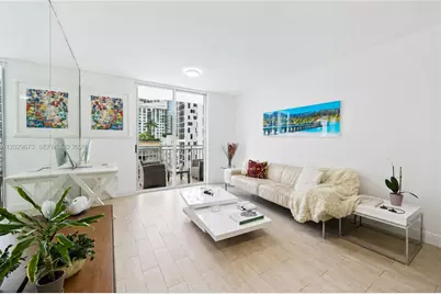 185 SE 14th Ter #1410, Miami, FL 33131 - Photo 3