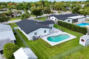 9605 SW 187th St, Cutler Bay, FL 33157 - Photo 35