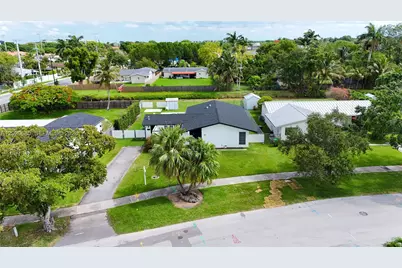 9605 SW 187th St, Cutler Bay, FL 33157 - Photo 45