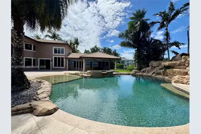 10445 Canterbury Ct, Davie, FL 33328 - Photo 119