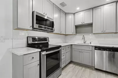 6230 SW 16th Ct, North Lauderdale, FL 33068 - Photo 13