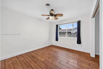 5501 Pine Ter, Plantation, FL 33317 - Photo 25