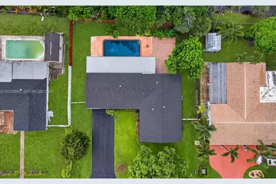 5501 Pine Ter, Plantation, FL 33317 - Photo 43