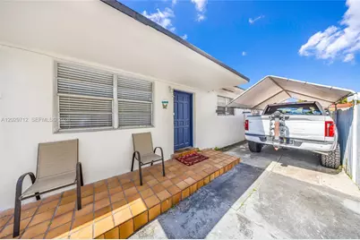 3532 NW 4th Ter, Miami, FL 33125 - Photo 5