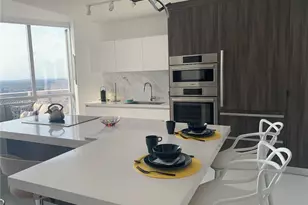 851 NE 1st Ave, Miami, FL 33132 - Photo 9