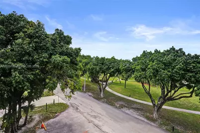 6060 S Falls Cir Dr #407, Lauderhill, FL 33319 - Photo 43