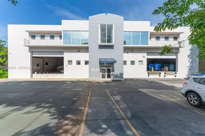 2100 NW 102nd Pl, Doral, FL 33172 - Photo 1