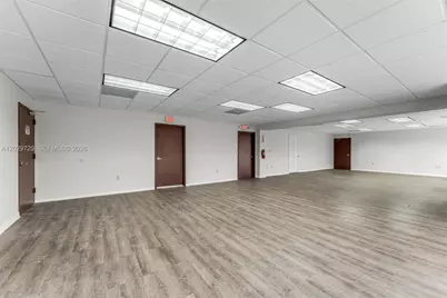 2100 NW 102nd Pl, Doral, FL 33172 - Photo 9