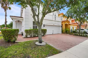 8741 NW 110th Ave, Doral, FL 33178 - Photo 3