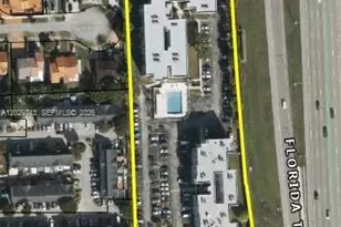 11715 SW 18th St, Miami, FL 33175 - Photo 1