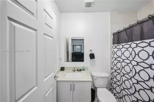 2249/2251 NW 66th St, Miami, FL 33147 - Photo 43