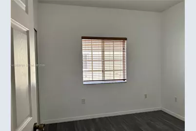 3384 NE 11th Dr, Homestead, FL 33033 - Photo 9
