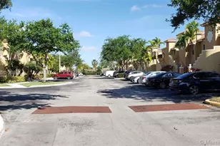 7901 NW 6th St, Pembroke Pines, FL 33024 - Photo 3