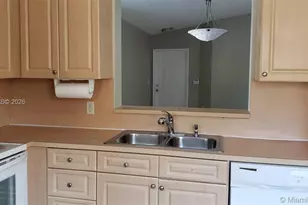 7901 NW 6th St, Pembroke Pines, FL 33024 - Photo 27
