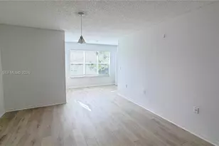 13060 Vista Isles Dr, Sunrise, FL 33325 - Photo 5