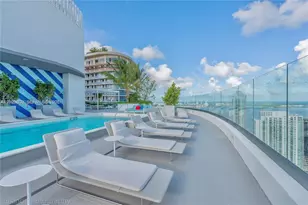 45 SW 9th St, Miami, FL 33130 - Photo 23