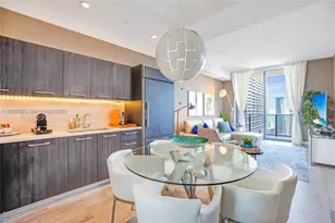 45 SW 9th St, Miami, FL 33130 - Photo 15