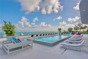 45 SW 9th St, Miami, FL 33130 - Photo 21