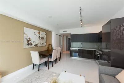 1080 Brickell Ave #4105, Miami, FL 33131 - Photo 11