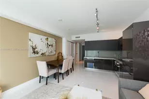 1080 Brickell Ave, Miami, FL 33131 - Photo 11