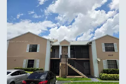 1017 Washington Cir #1017D, Homestead, FL 33034 - Photo 1