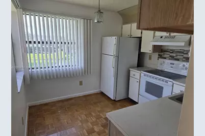 1017 Washington Cir #1017D, Homestead, FL 33034 - Photo 3