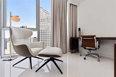 300 E Biscayne Blvd Way #5101, Miami, FL 33131 - Photo 25