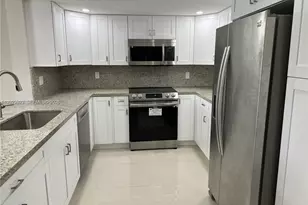 1331 SW 124th Ct, Miami, FL 33184 - Photo 9