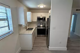 5960 W 25th Ct, Hialeah, FL 33016 - Photo 3