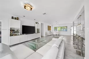 1161 NE 86th St, Miami, FL 33138 - Photo 15