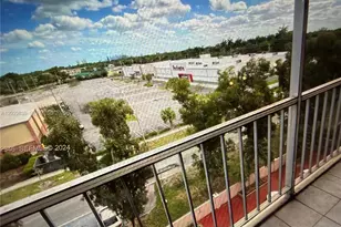 1251 NE 108th St, Miami, FL 33161 - Photo 11