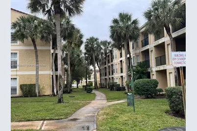 995 Riverside #111, Coral Springs, FL 33071 - Photo 13